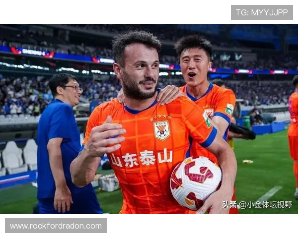 泰山队争冠之路堪忧：战术依赖与内部危机引爆，豪门地位岌岌可危！