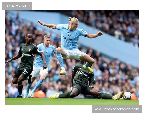 曼城多线作战体能承压，对赛季关键阶段稳定性形成考验